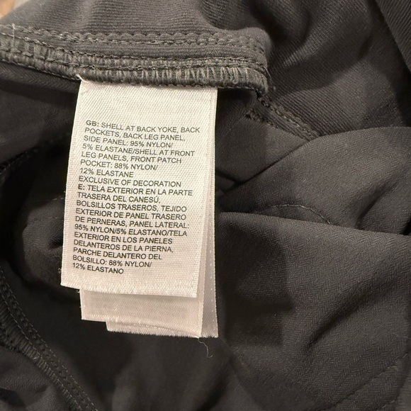 The North Face Women’s Dark Gray Cargo Outdoor Sporty Stretch Cargo Pants - Picture 6 of 10